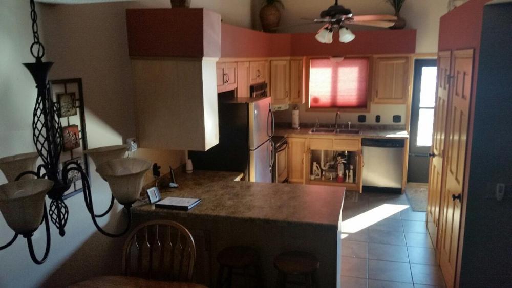 Three bedroom with Two Bathroom Loft Condo - Lakefront interior